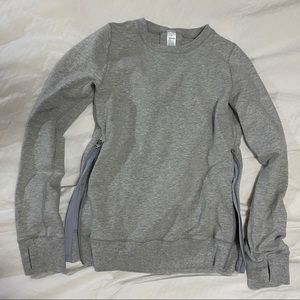 Ivivva Sweatshirt